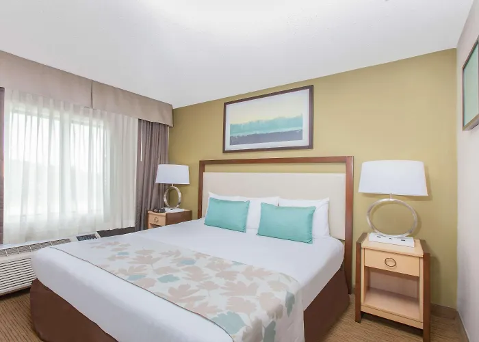 Hawthorn Suites Midwest City